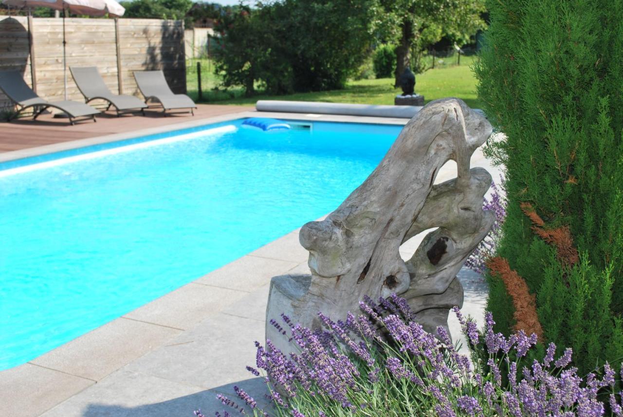 Chambres D Hotes ,Hotel ,Secret D'Une Nuit A Vicq Pres De Onnaing,Avec Piscine Vicq (Nord) Exterior foto