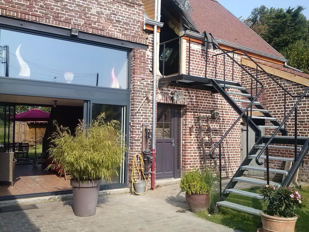 Chambres D Hotes ,Hotel ,Secret D'Une Nuit A Vicq Pres De Onnaing,Avec Piscine Vicq (Nord) Exterior foto